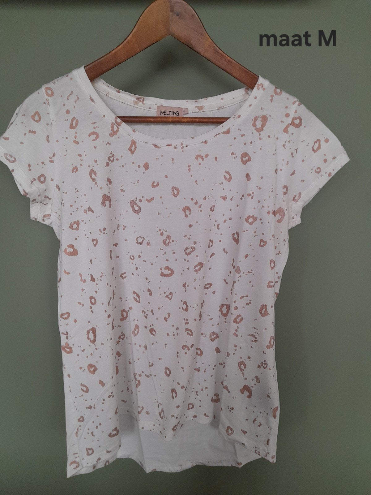 Melting T-shirt met luipaardprint - Maat M, Maat 38/40 (M), Wit, Ophalen of Verzenden, Zo goed als nieuw