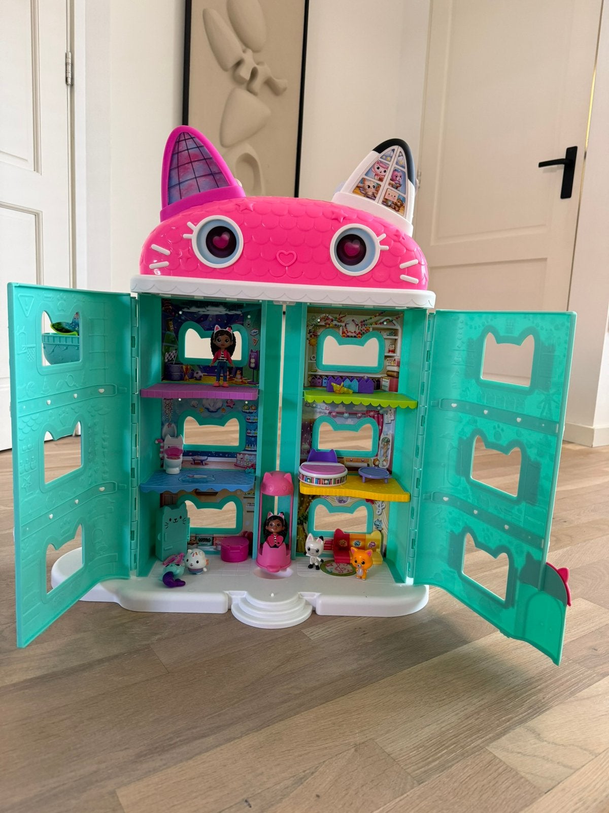 Gabbys poppenhuis zo goed als nieuw, Ophalen, Zo goed als nieuw, Poppenhuis