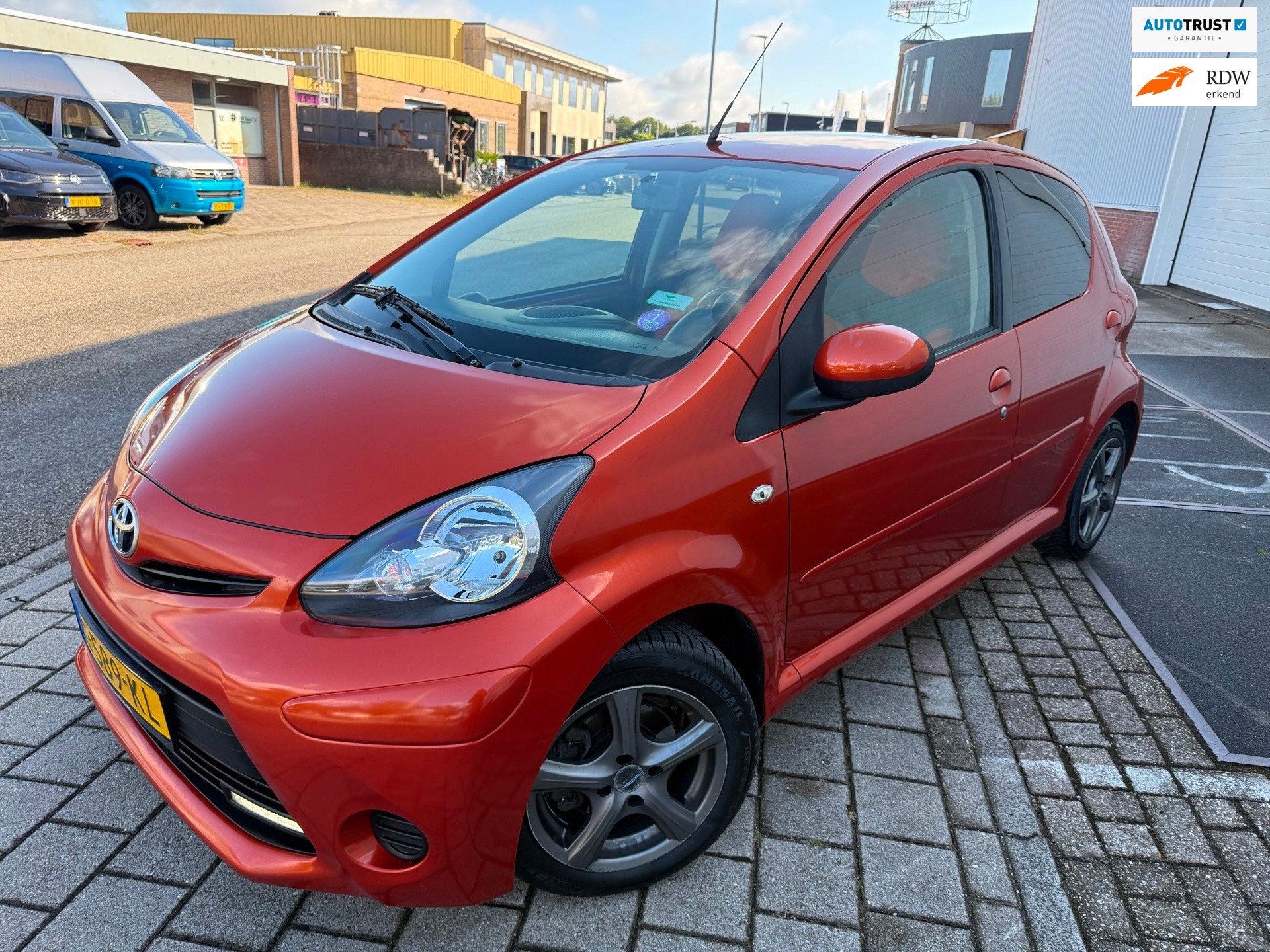 Toyota Aygo 1.0 VVT-i Aspiration 2013 FACE LIFT AIRCO LED AP, Voorwielaandrijving, Euro 5, Gebruikt, Zwart