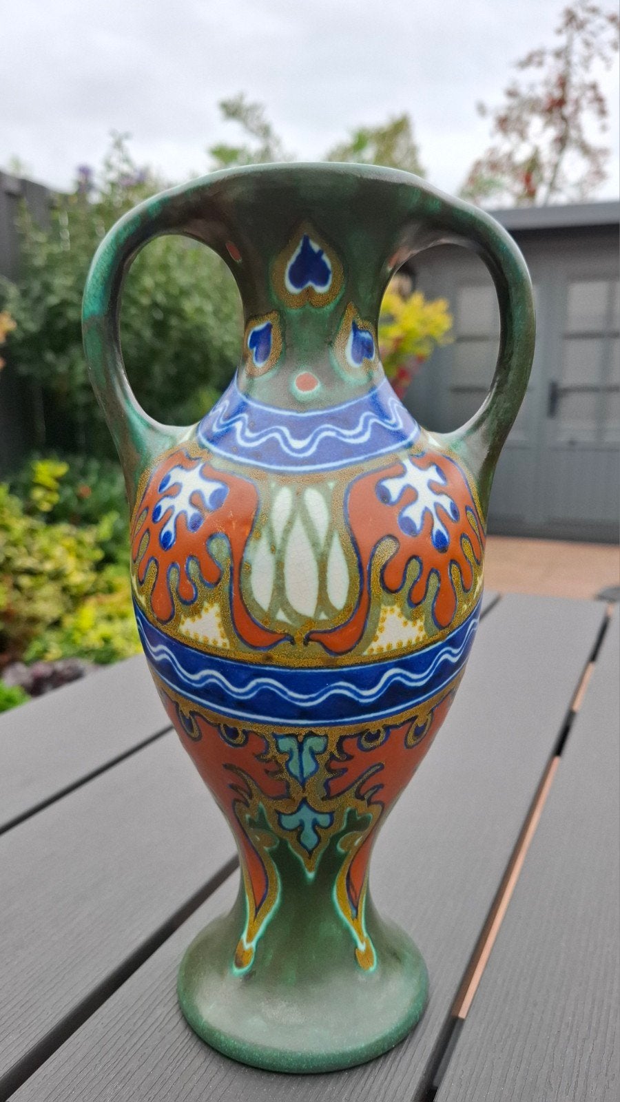 Zeldzaam mooie Gouda plateel oorvaas, Antiek en Kunst, Ophalen of Verzenden