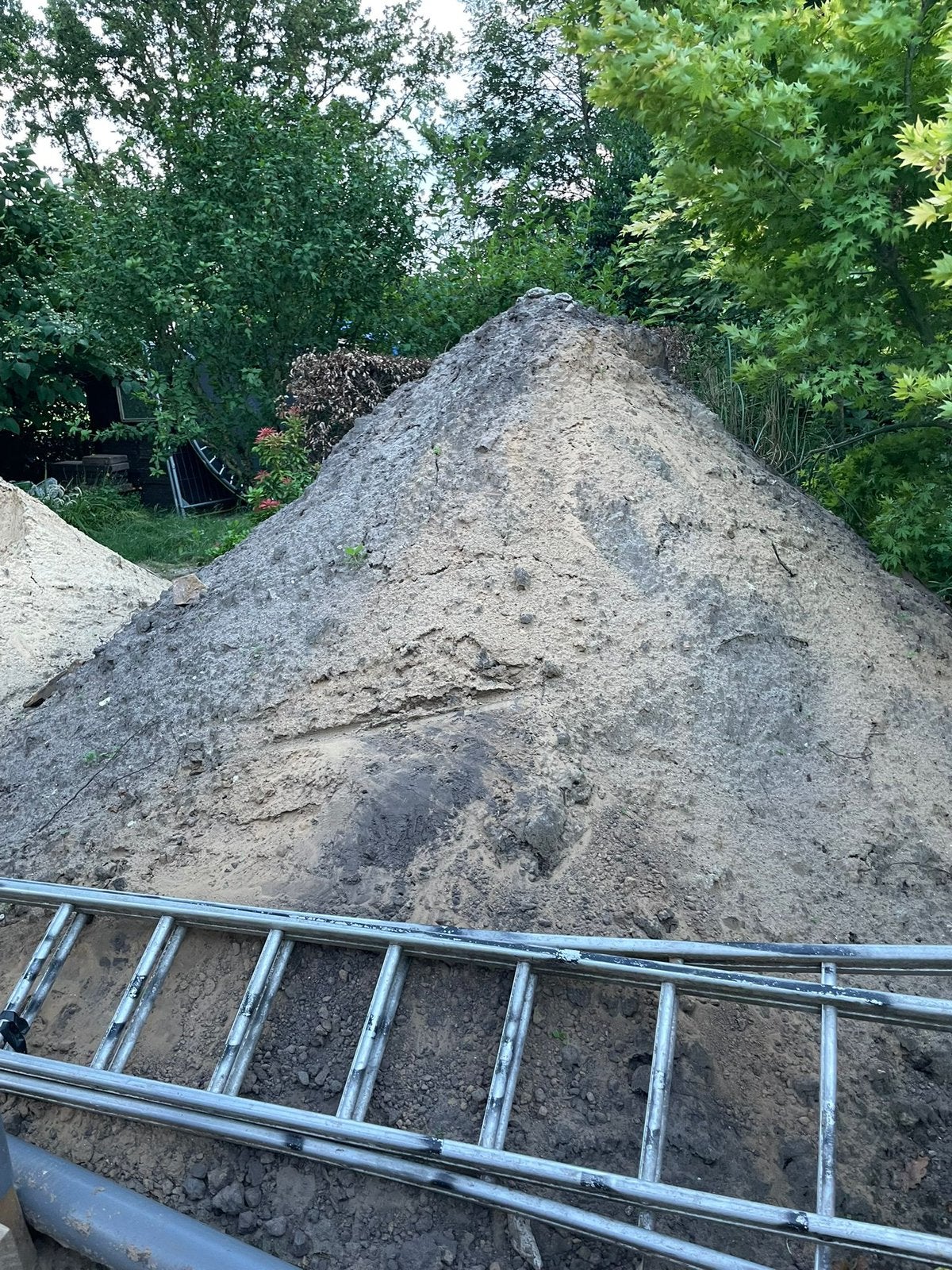 Zwart zand, Tuin en Terras, Zand, Ophalen, Zo goed als nieuw, Overige typen