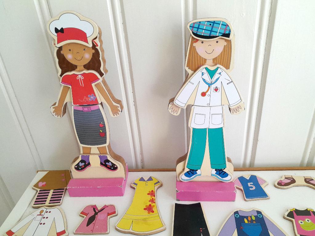 Nostalgische houten aankleedpoppen, Kinderen en Baby's, Speelgoed | Educatief en Creatief, Gebruikt, Ontdekken, Ophalen of Verzenden