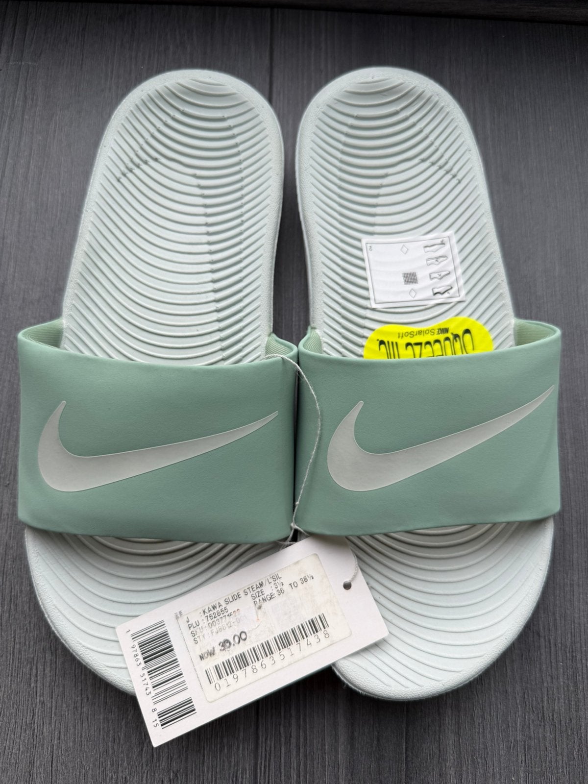 Nieuwe Nike badslippers maat 36 met heerlijke zachte zool, Ophalen of Verzenden, Nieuw, Jongen of Meisje