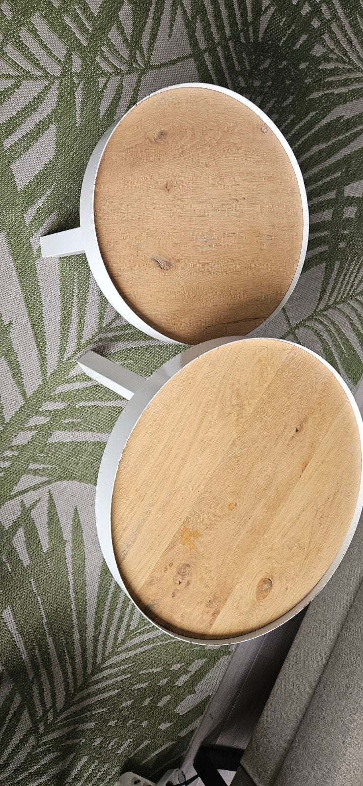 Ronde tafeltjes wit met eiken blad, Huis en Inrichting, Tafels | Bijzettafels, Ophalen, Rond, Minder dan 55 cm