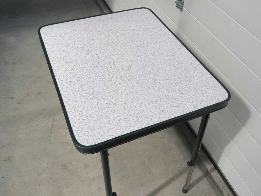 Crespo campingtafel 65,5 x 52,5 met verstelbare poten, Ophalen, Gebruikt, Campingtafel