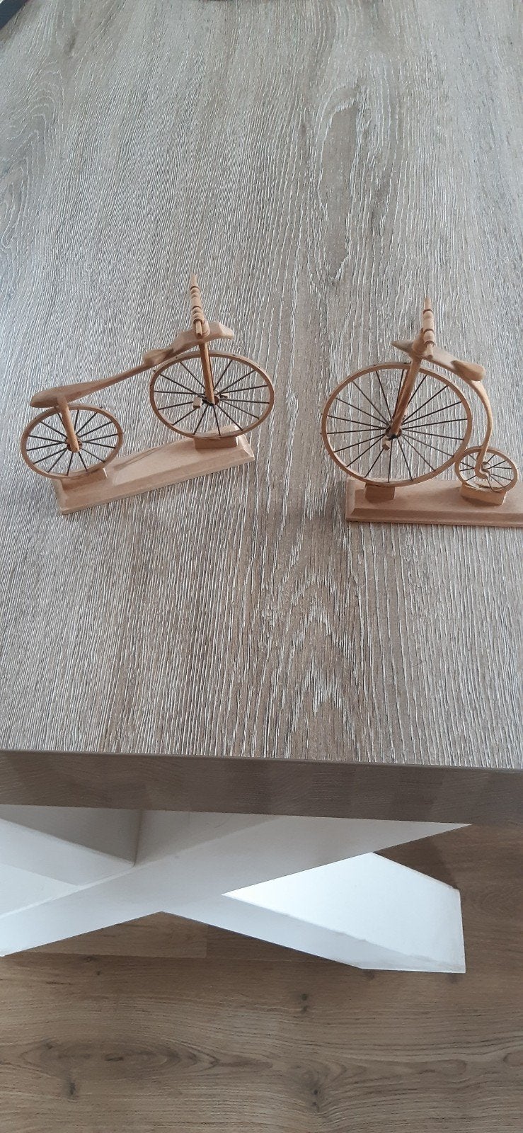 houten fietsjes ⁶houten fietsjes, Huis en Inrichting, Woonaccessoires | Wandplanken en Boekenplanken, Ophalen of Verzenden, Gebruikt