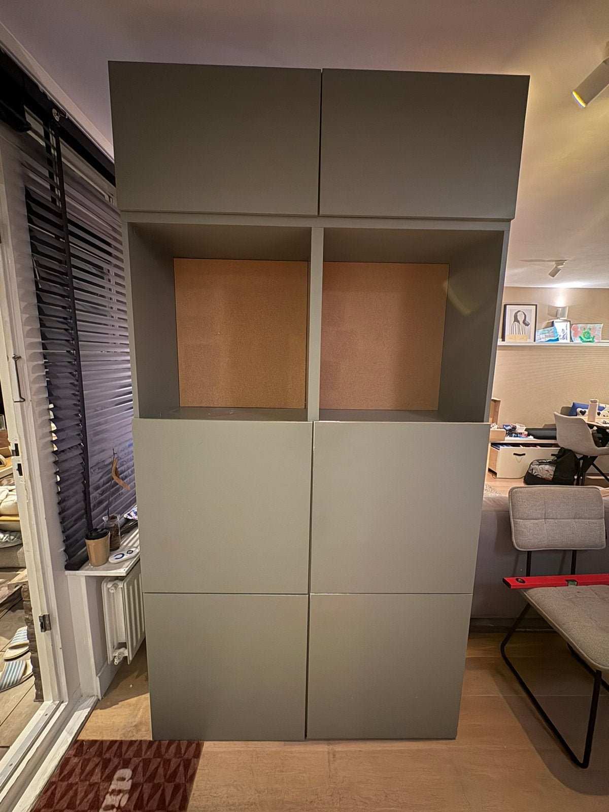 Gratis Besta kast, Ophalen, 200 cm of meer, 150 tot 200 cm, 25 tot 50 cm