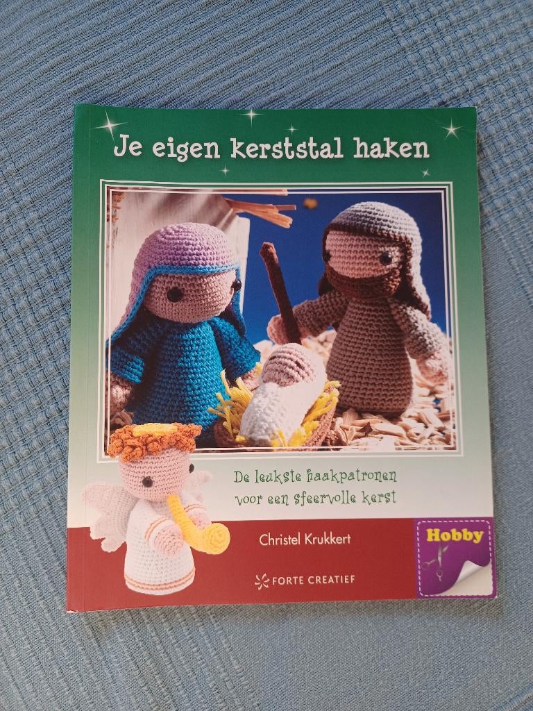 boek: je eigen kerststal haken, Hobby en Vrije tijd, Ophalen of Verzenden, Gebruikt, Haken, Patroon of Boek