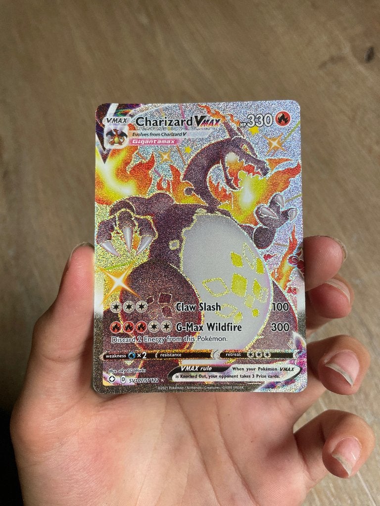 Charizard shiny Vmax, Ophalen of Verzenden, Zo goed als nieuw, Losse kaart