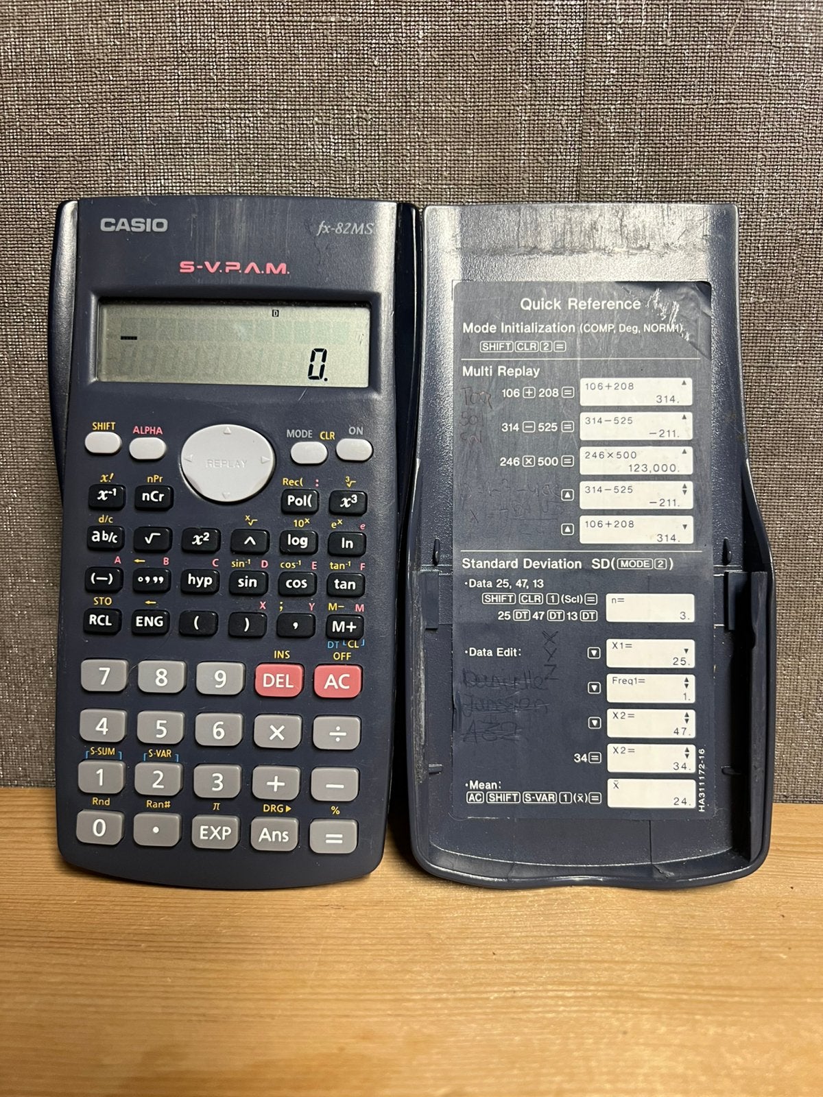 Casio fx-82MS rekenmachine, Ophalen of Verzenden, Zo goed als nieuw
