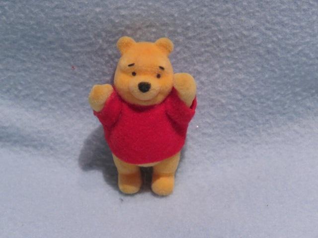 Klein poppetje Winnie de Poeh Disney 5,5 cm hoog, Ophalen of Verzenden, Winnie de Poeh of vrienden, Zo goed als nieuw, Beeldje of Figuurtje