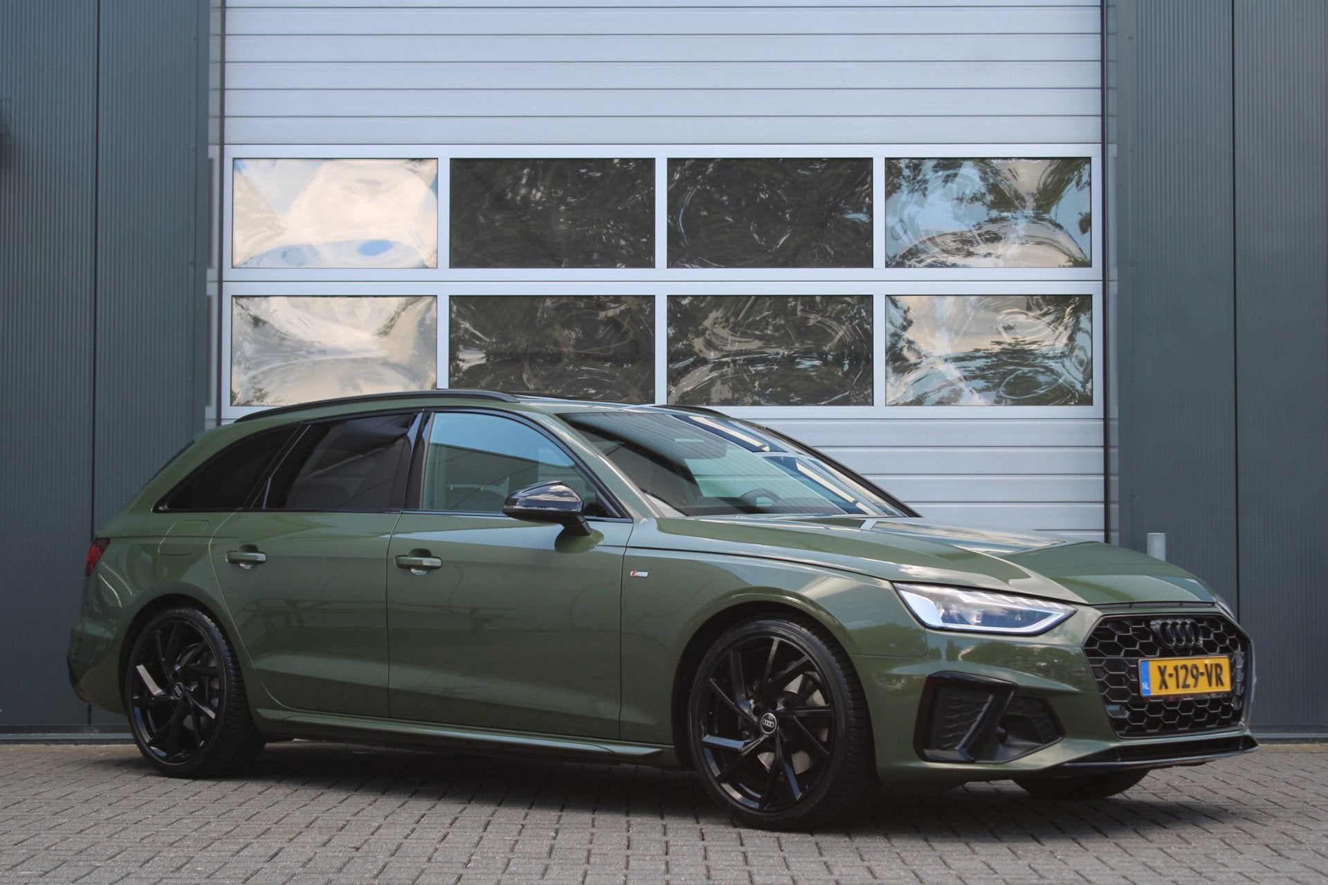 Audi A4 Avant 35 TFSI S edition Competition 150pk ACC/Virtua, Auto's, Gebruikt, 4 cilinders, Origineel Nederlands, 84 €/maand