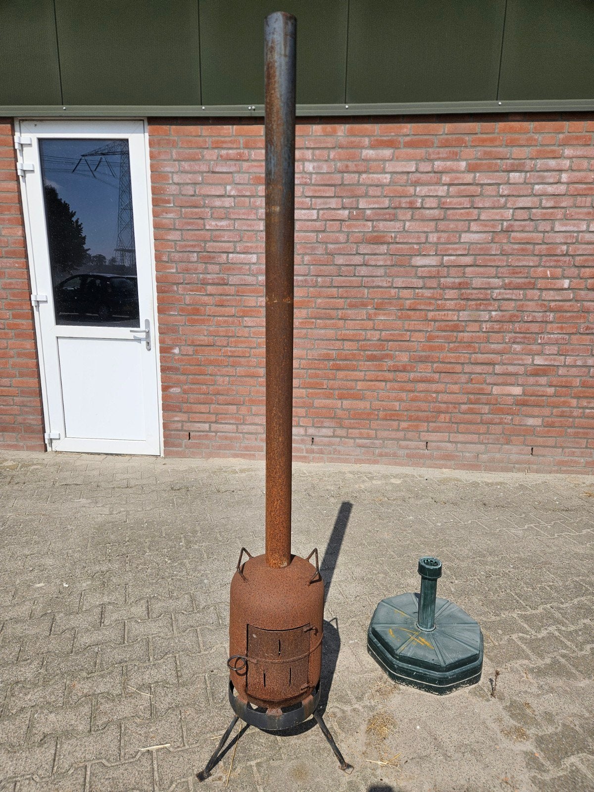 Rustieke vuurton/tuinhaard met lange pijp, Ophalen, Gebruikt, Vuurton