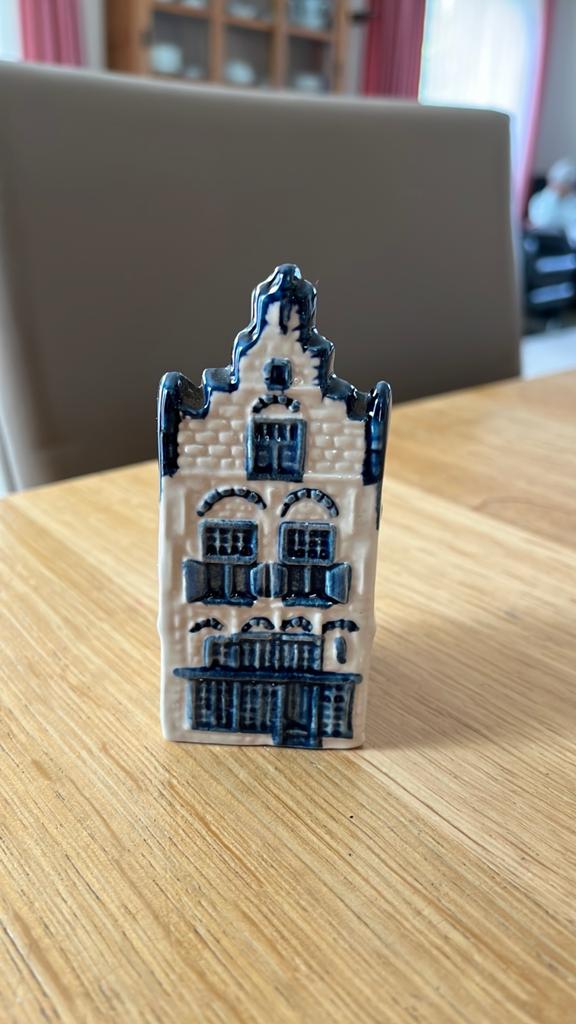 Delfts Blauw Huisje - Rynbende Distilleerderij, Verzamelen, Ophalen, Zo goed als nieuw, Overige typen