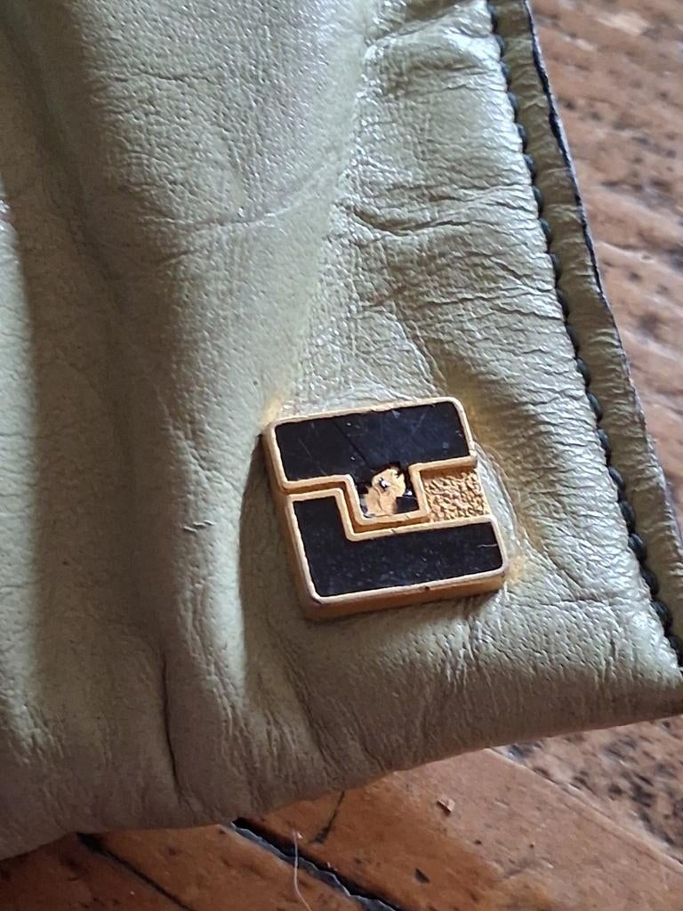 Ted Lapidus Paris Clutch - Lichtgroen Leer envelop tas, Ophalen of Verzenden, Gebruikt, Groen, Avondtasje