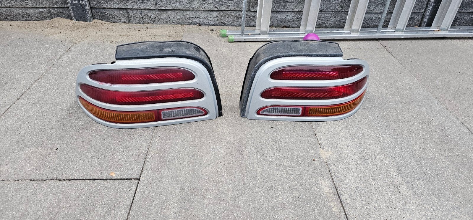 Tekoop koplampen,kniperlichten,achterlicht ford mustang 1996, Ophalen, Gebruikt, Ford