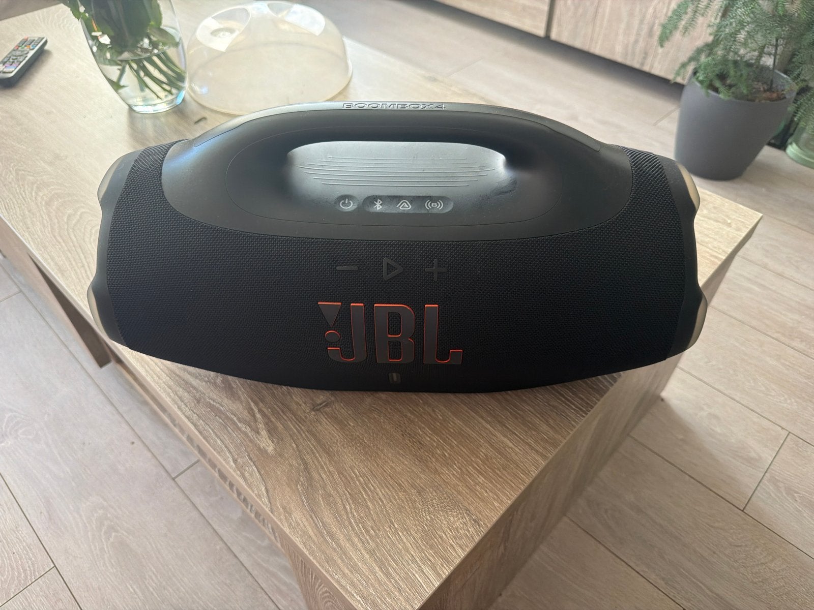 JBL Boombox 4- Zo goed als nieuw met reservebatterij, Audio, Tv en Foto, Luidsprekers, JBL, Ophalen of Verzenden, Zo goed als nieuw