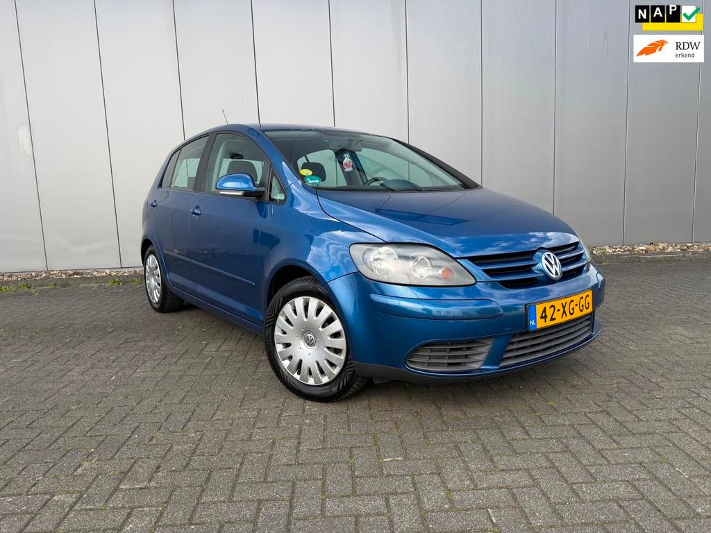 Volkswagen Golf Plus 1.6 FSI Optive 3|VOL OH|APK|AUTOMAAT|AI, Auto's, Stof, Gebruikt, Zwart, 4 cilinders