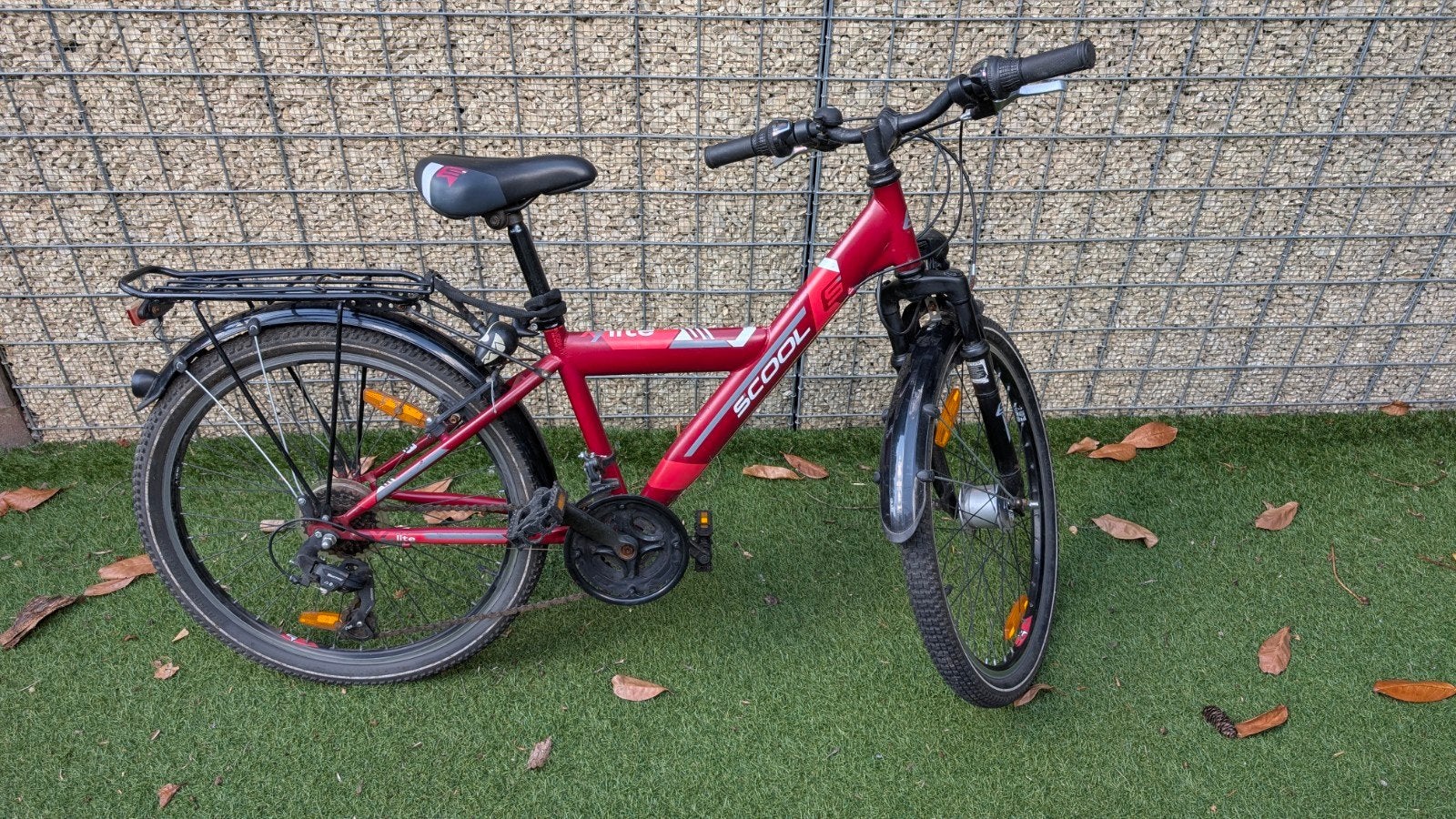 S'cool 24 inch kinderfiets - Rood, Ophalen, 20 inch of meer, Gebruikt, Velgrem