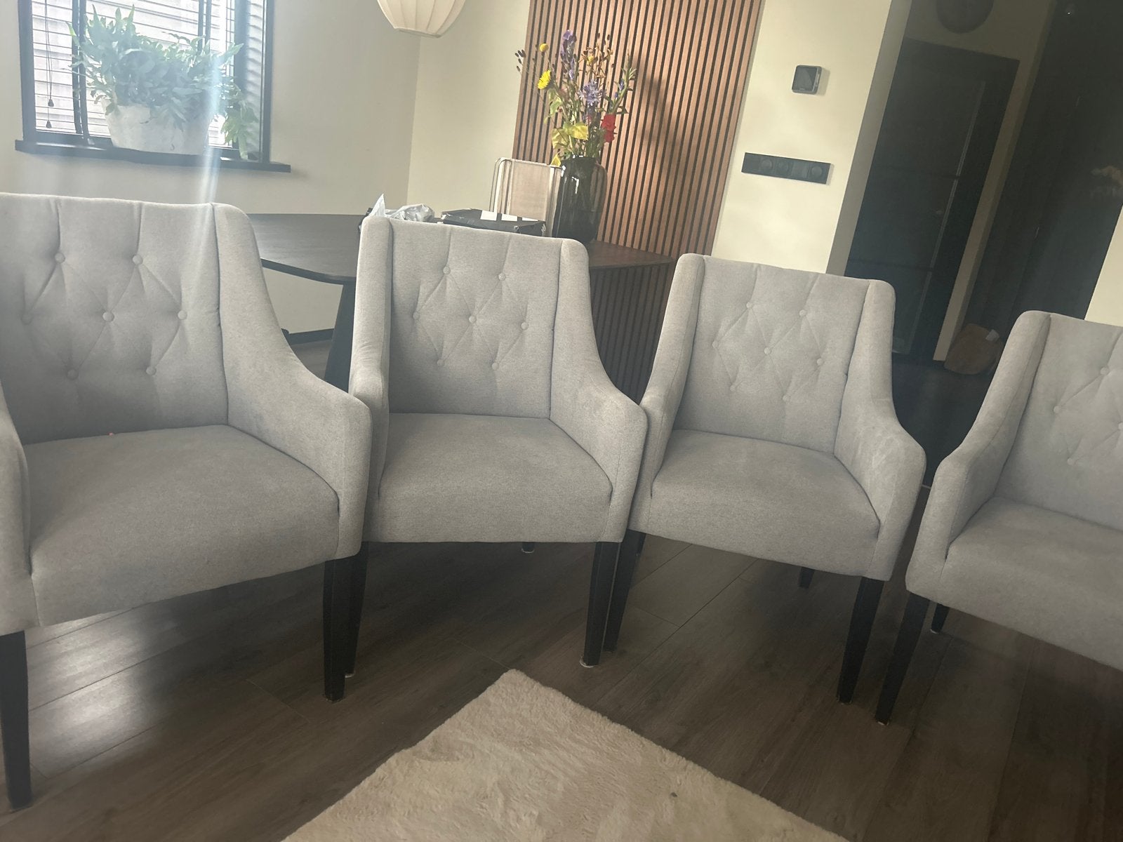 4x Eetkamerstoelen Grijs - Lichte Gebruikerssporen, Huis en Inrichting, Gebruikt, Ophalen of Verzenden, Vier, Stof