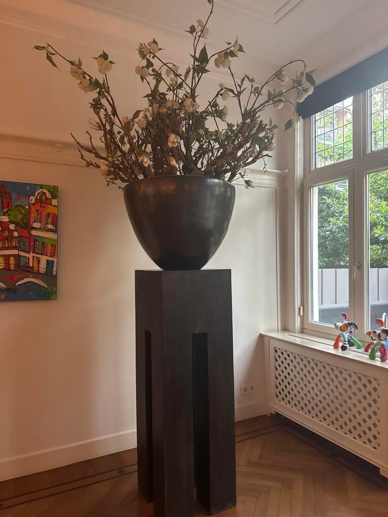 Grote decoratieve vaas met sokkel, Ophalen, Zo goed als nieuw