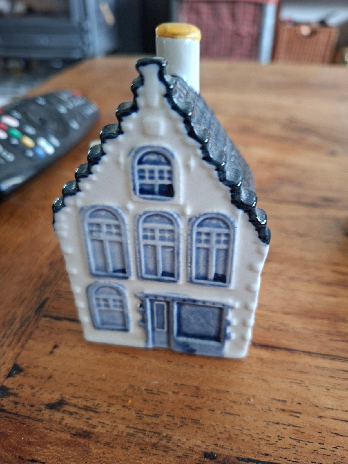 KLM Huisje 49 Bols Delfts Blauw, Ophalen of Verzenden, Zo goed als nieuw, 41 t/m 60, Gevuld