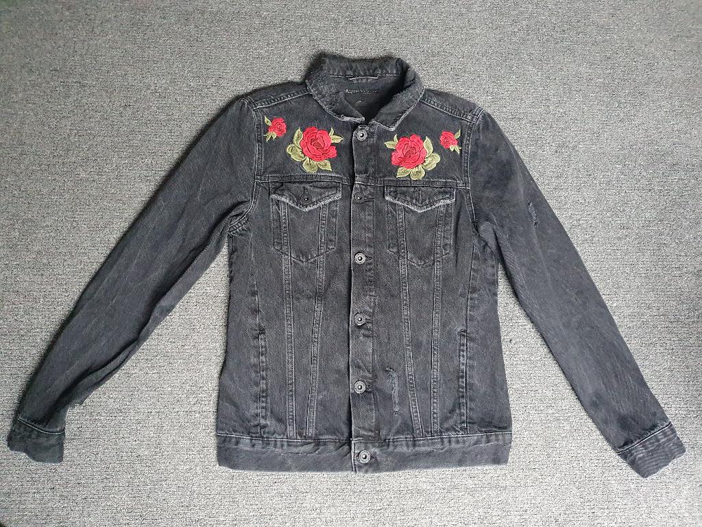 Ashes to Dust spijkerjasje antraciet met rozenmotief mt XS, Kleding | Dames, Ophalen of Verzenden, Zo goed als nieuw, Ashes to Dust