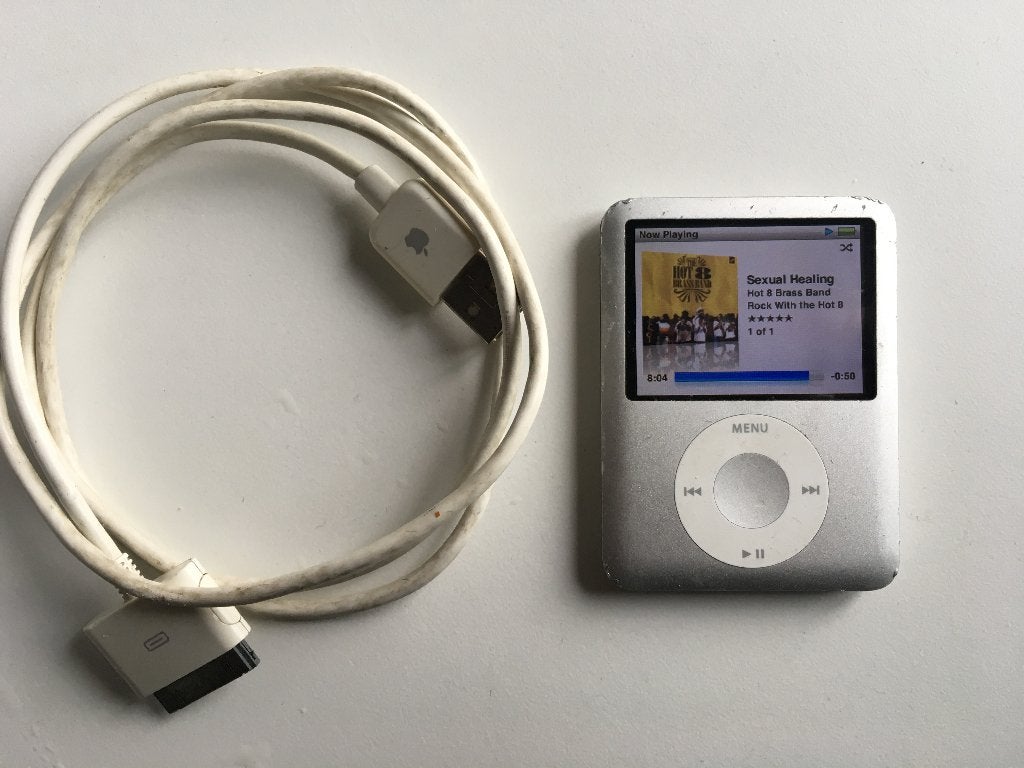 Apple iPod nano 3e generatie – 4GB – Zilver, Gebruikt, Ophalen of Verzenden, Nano, Zilver