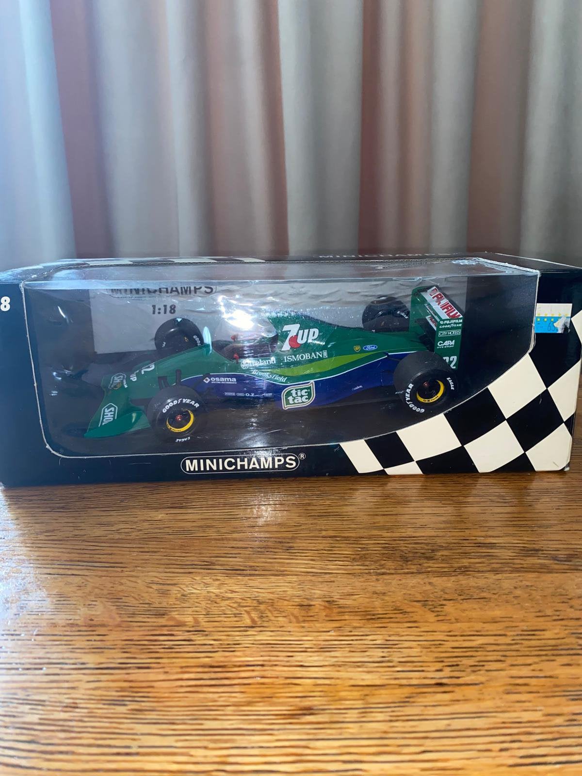 TE KOOP: MINICHAMPS JORDAN F1 SCHUMACHER, Ophalen, Zo goed als nieuw, MiniChamps