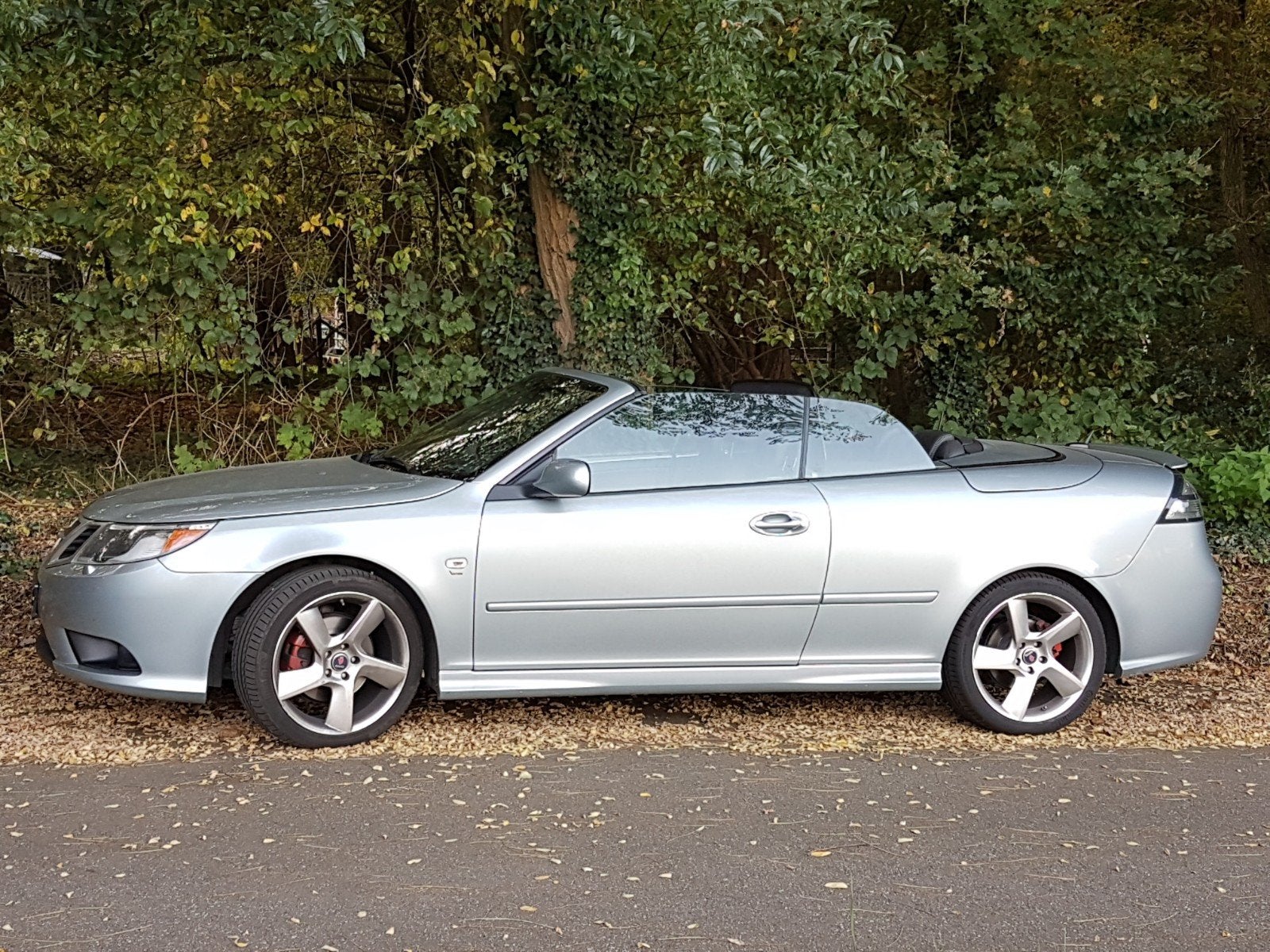 Saab 9-3 2.0T cabrio automatic 223pk full options + Historie, Auto's, 1998 cc, 4 cilinders, Cabriolet, Blauw