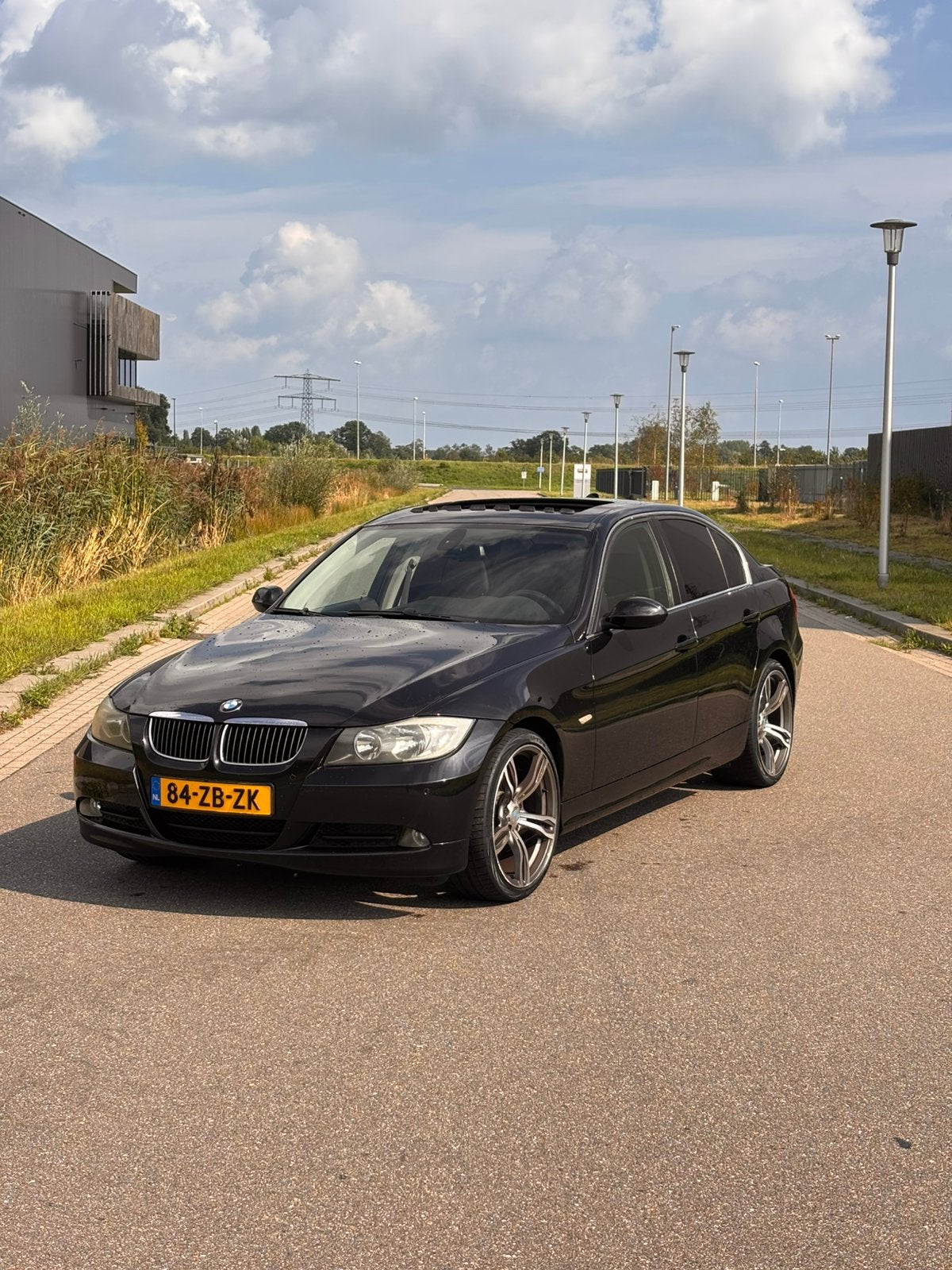 BMW 3-Serie 2.0 I 320 2006 Zwart, Achterwielaandrijving, 1995 cc, 4 cilinders, Zwart
