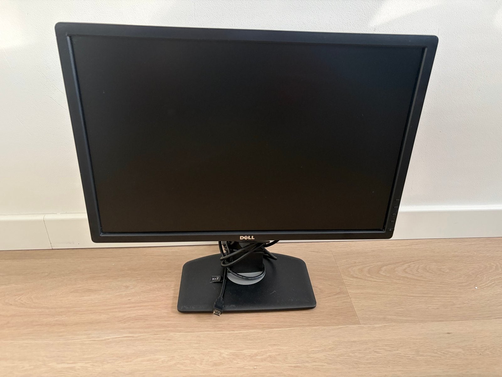 Dell UltraSharp U2412M 24 inch monitor, Ophalen, Gebruikt, IPS, In hoogte verstelbaar