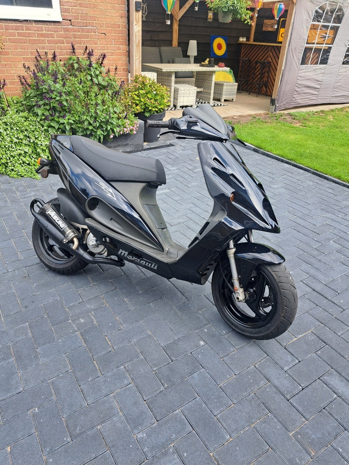 Gezocht: malaguti f12 lc dubbel disc lees beschrijving, Ophalen, Zo goed als nieuw, Benzine