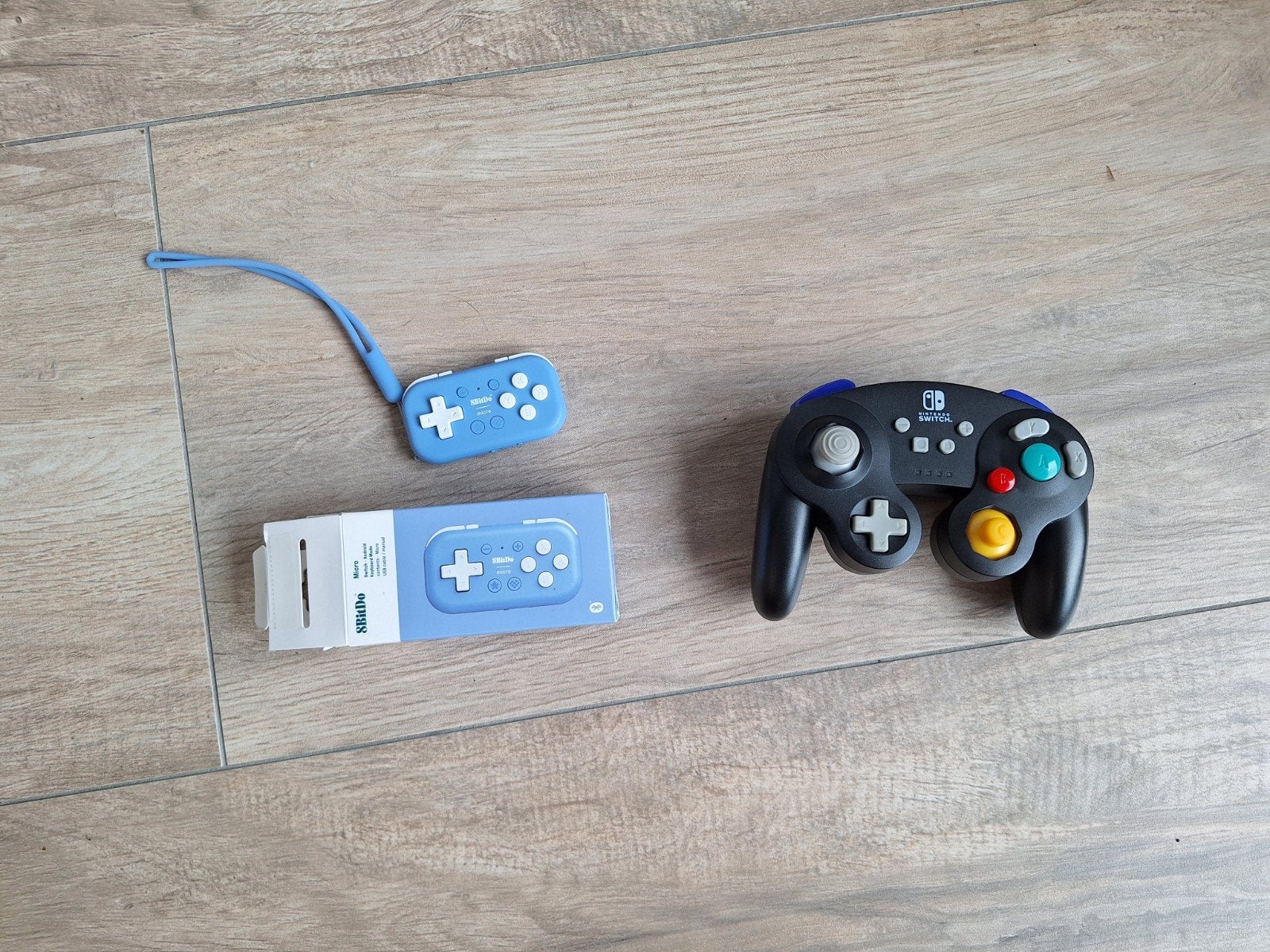 Nintendo Switch controllers (GameCube-stijl en 8BitDo Micro), Ophalen of Verzenden, Switch Original
