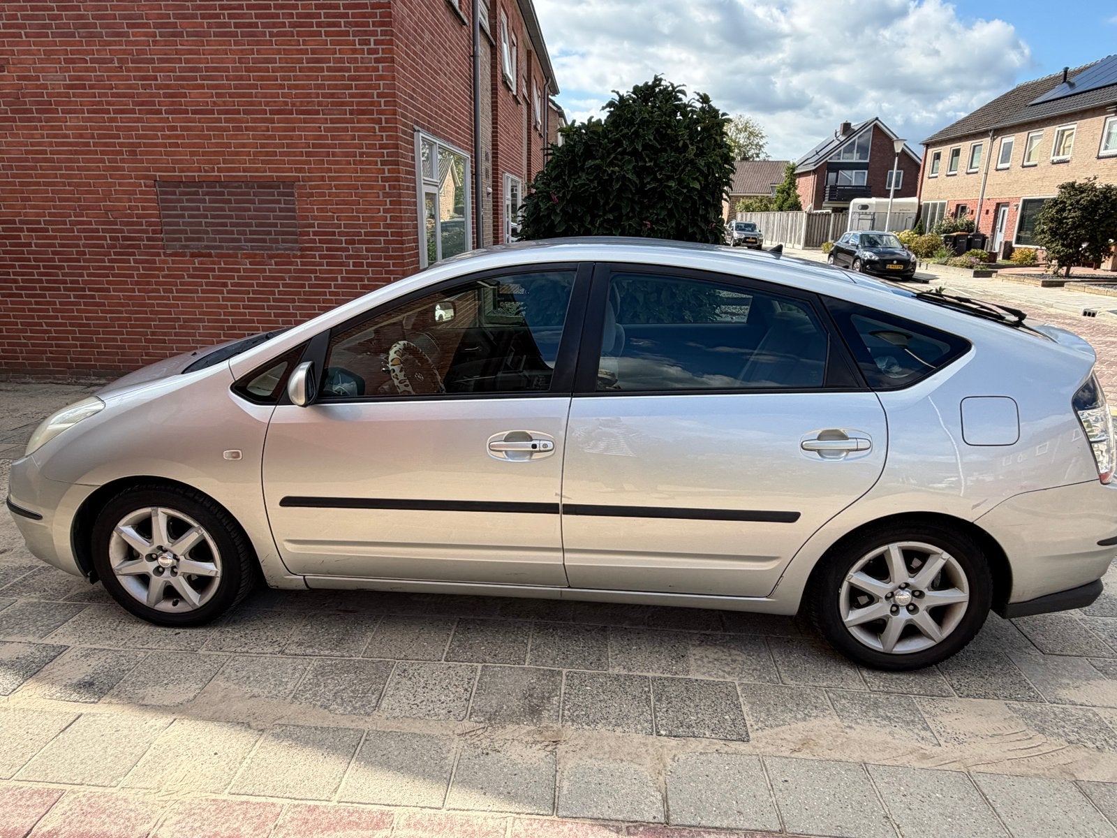 Toyota Prius 1.5 HSD 2004 Grijs - Perfect Staat, 1497 cc, 4 cilinders, 23 km/l, Origineel Nederlands