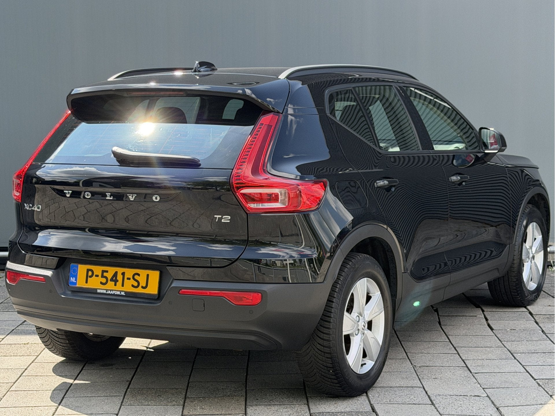 Volvo XC40 BWJ 2022 | 1.5 130PK T2 Momentum Core | TREKHAAK, Voorwielaandrijving, Stof, Gebruikt, Automatische klimaatregeling