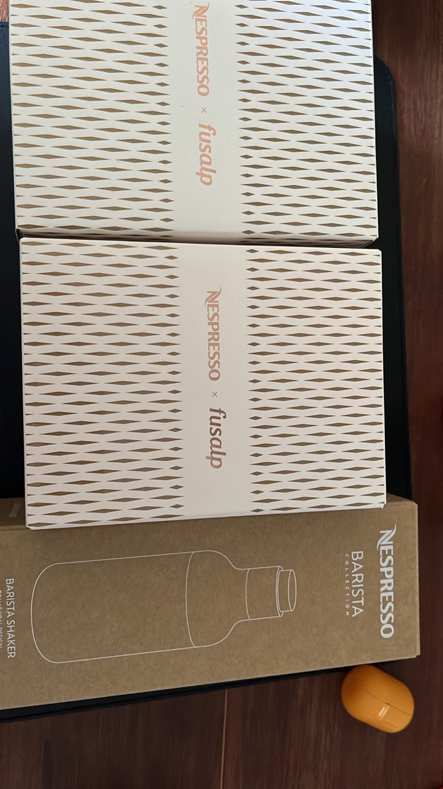 Nespresso Barista Shaker en 2 nieuwe glazen, Nieuw, Ophalen of Verzenden, Meerkleurig, Overige merken