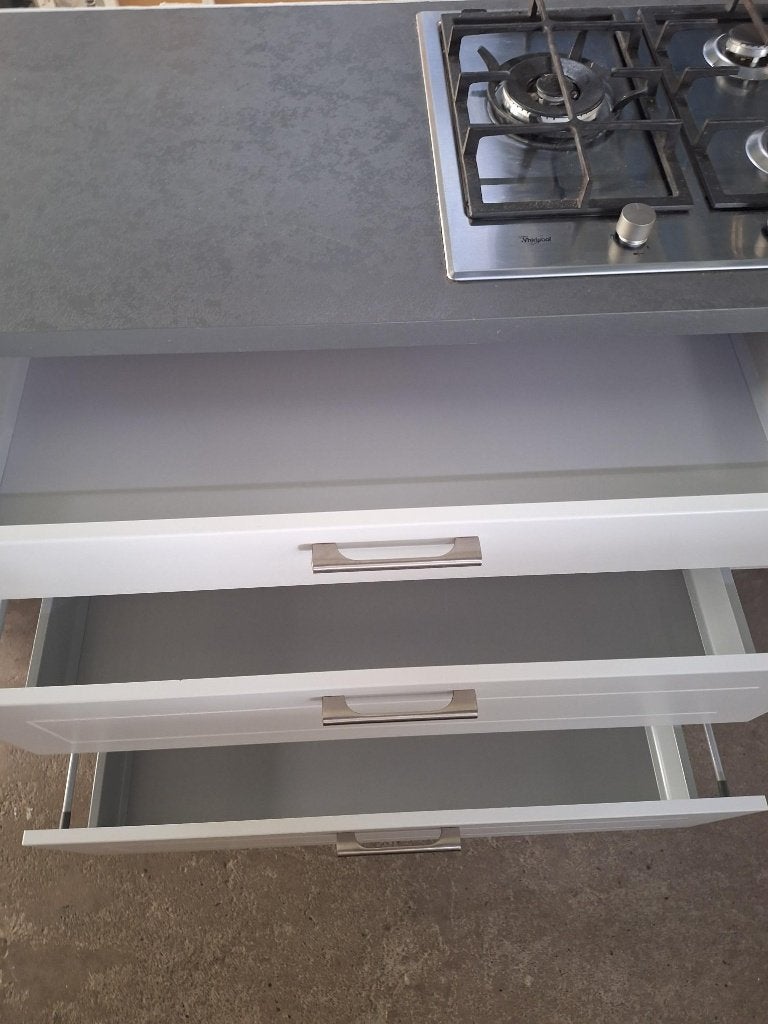 Keuken Compleet met APP 120Keukens op voorraad Nr. 2962, Huis en Inrichting, Ophalen of Verzenden, Zo goed als nieuw, Enkelwandige keuken