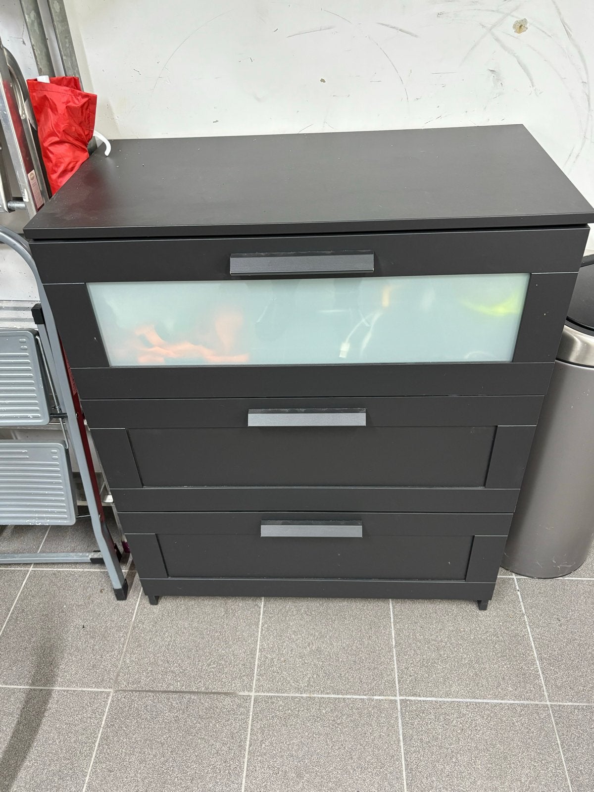 IKEA kastje met melkglas, 80x95x40 cm, Ophalen, Gebruikt, 50 tot 100 cm, Glas