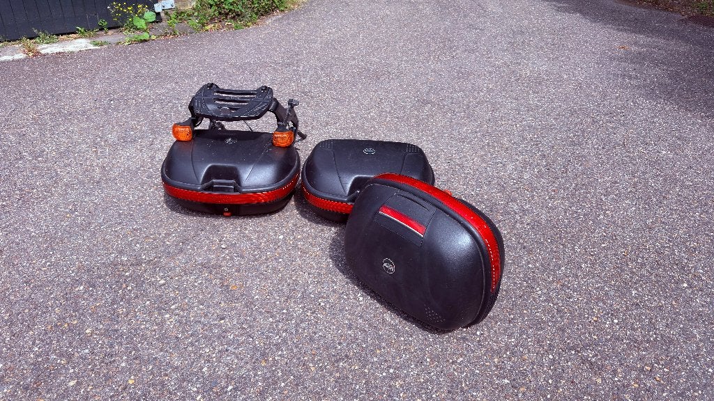 Givi motorkoffers 3 stuks met bevestigingsrek (monokey), Motoren, Ophalen, Zo goed als nieuw