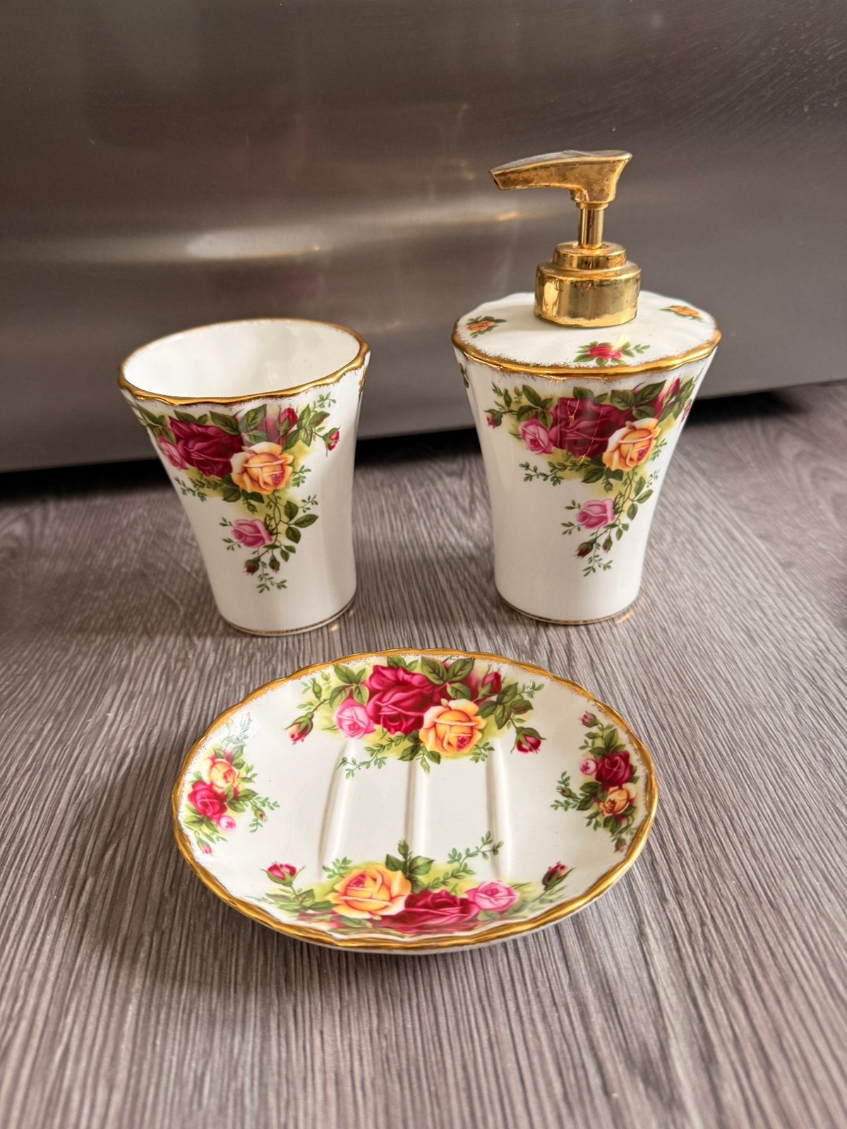 Zeldzaam setje! Royal Albert Old Country Roses bath set!, Ophalen of Verzenden