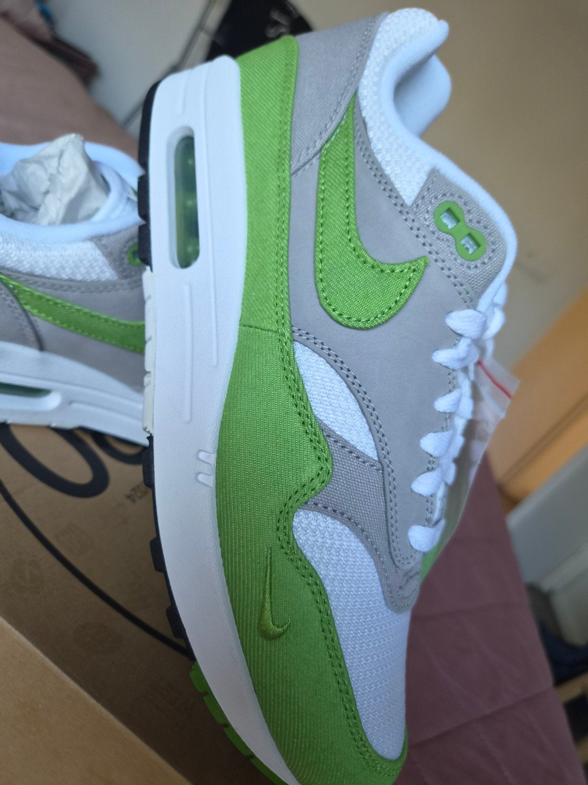 Nike Air Max 1 Patta Chlorophyll - Maat 42, Overige kleuren, Nike, Nieuw, Ophalen of Verzenden