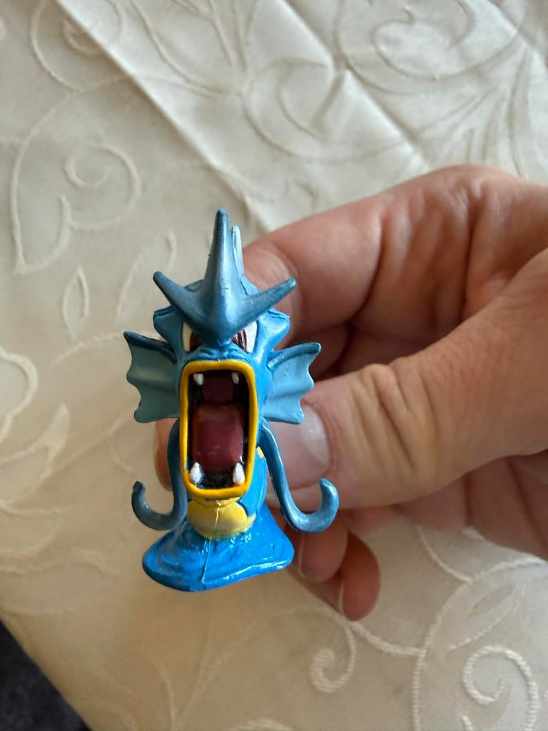 Gyarados Pokémon figuur - China Tomy, Verzamelen, Poppetjes en Figuurtjes, Ophalen of Verzenden, Gebruikt