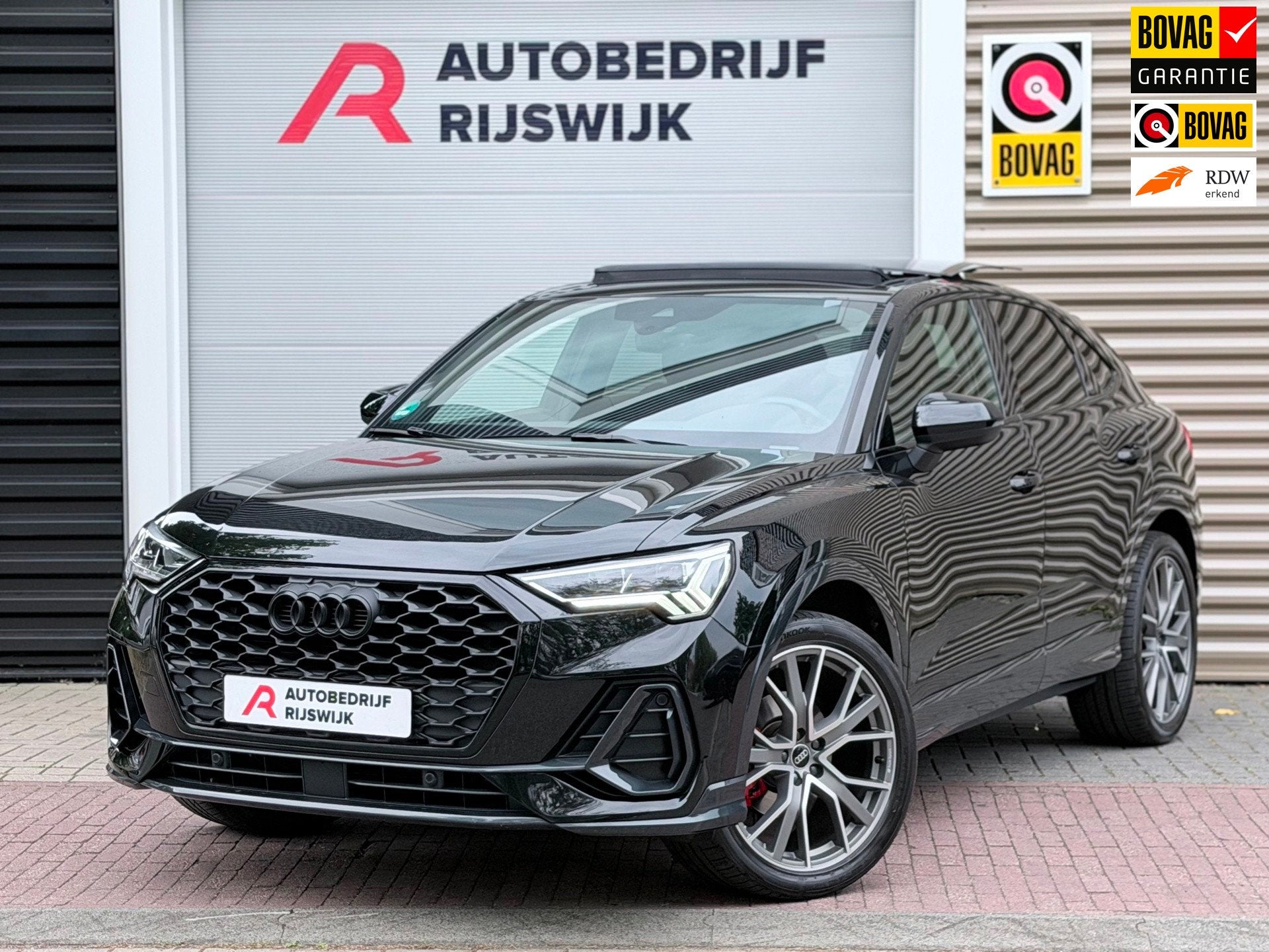 Audi Q3 SPORTBACK 35 TFSI S-Line Pano/Sfeer/Keyless, Auto's, Audi, 12 maanden, Euro 6, 4 cilinders, 1505 kg