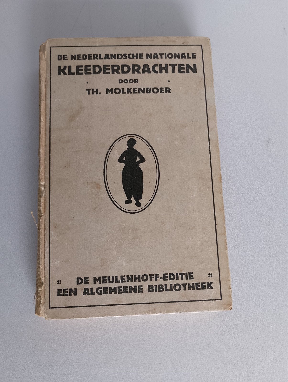 Boekje Nederlandse klederdrachten 1916, Antiek en Kunst, Ophalen of Verzenden