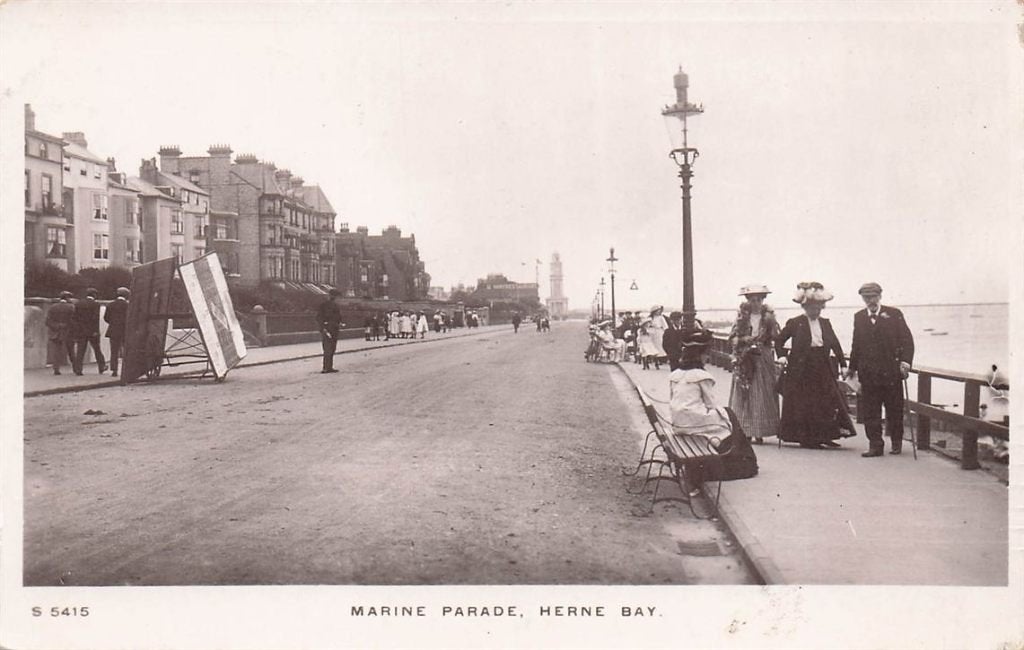 702-366-013 Marine Parade Herne Bay, Verzamelen, Verzenden, Voor 1920, Engeland