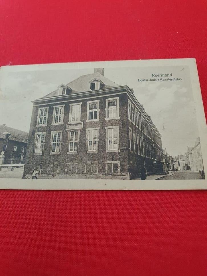 Ansichtkaart Roermond: Louisa-huis (Munsterplein), Verzenden, 1920 tot 1940, Gelopen, Limburg