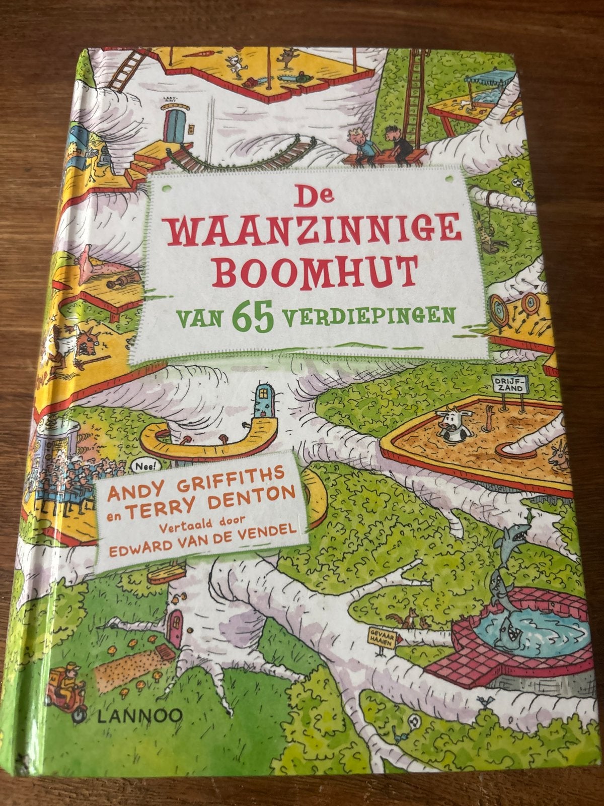 De waanzinnige boomhut van 65 verdiepingen - Andy Griffiths, Boeken, Ophalen of Verzenden, Zo goed als nieuw, Fictie algemeen