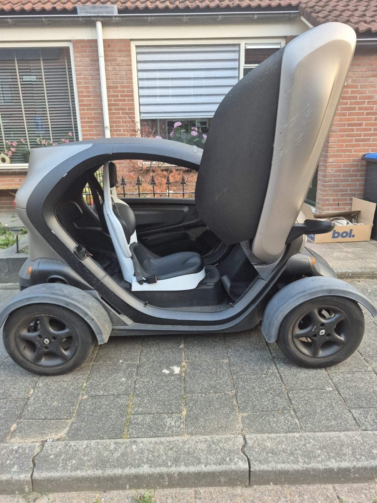 Renault Twizzy 45, Gebruikt, 16 km/u of meer, 46 km of meer, Ophalen