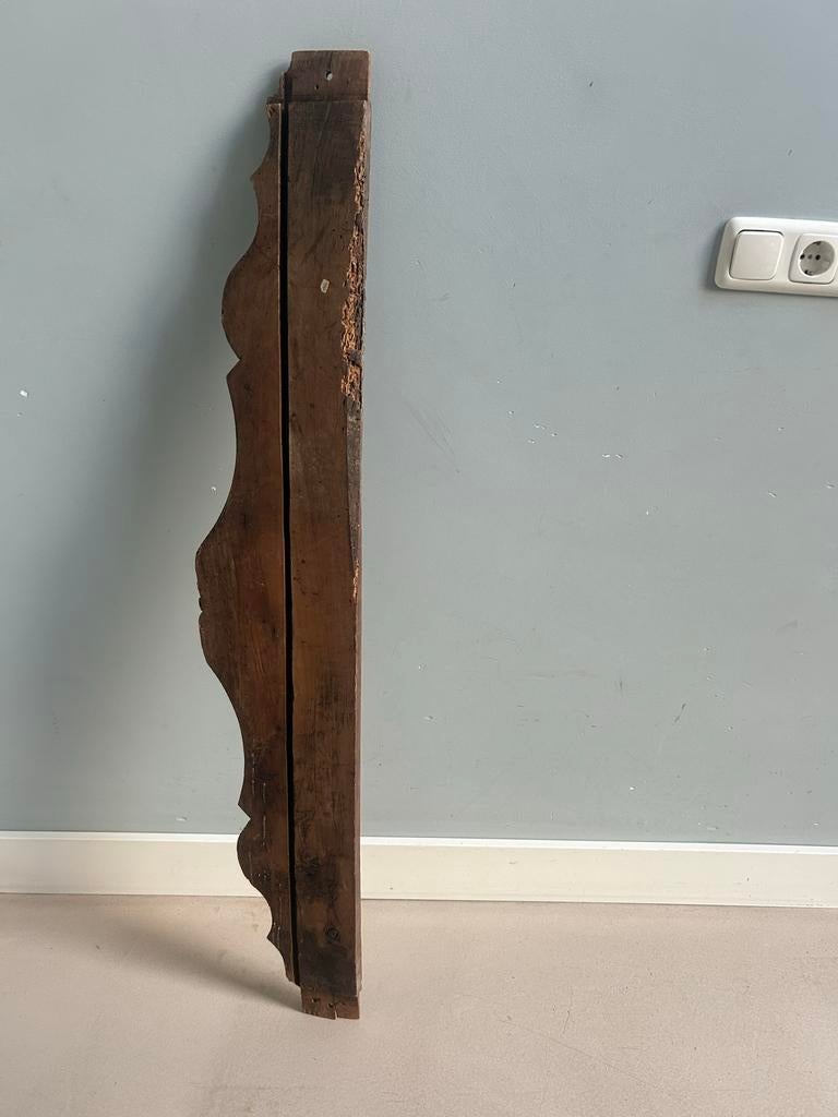 Antiek houtsnijwerk paneel met schelpmotief - hoofdeinde bed, Ophalen